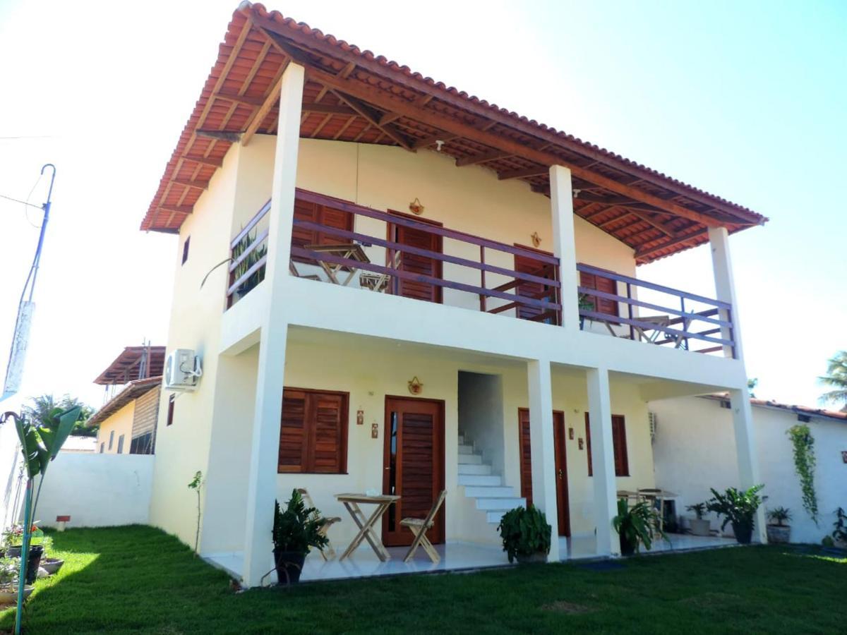 Suite Das Flores Em Guajiru Trairi Exterior photo