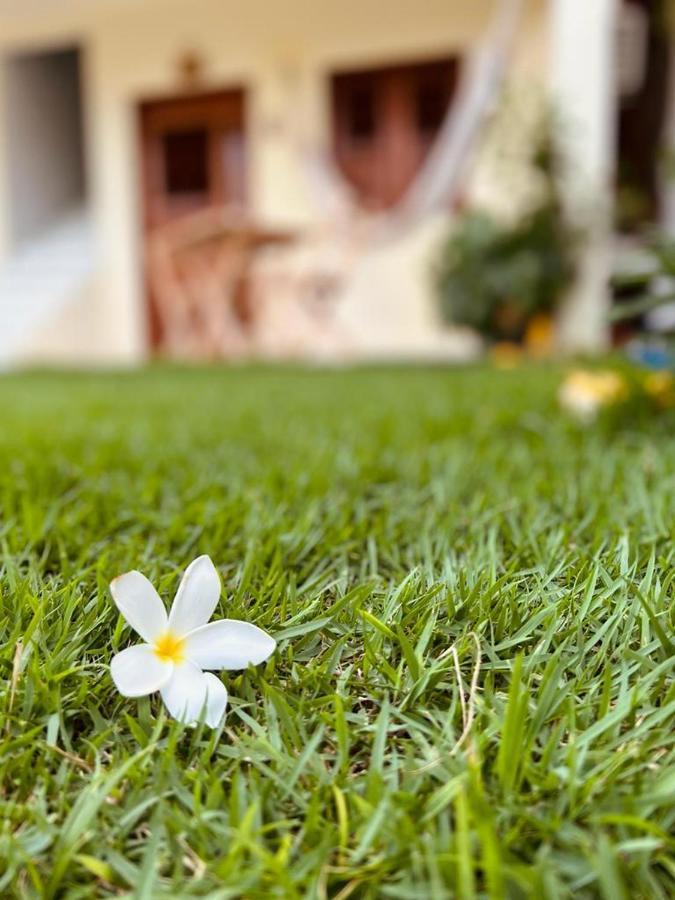 Suite Das Flores Em Guajiru Trairi Exterior photo